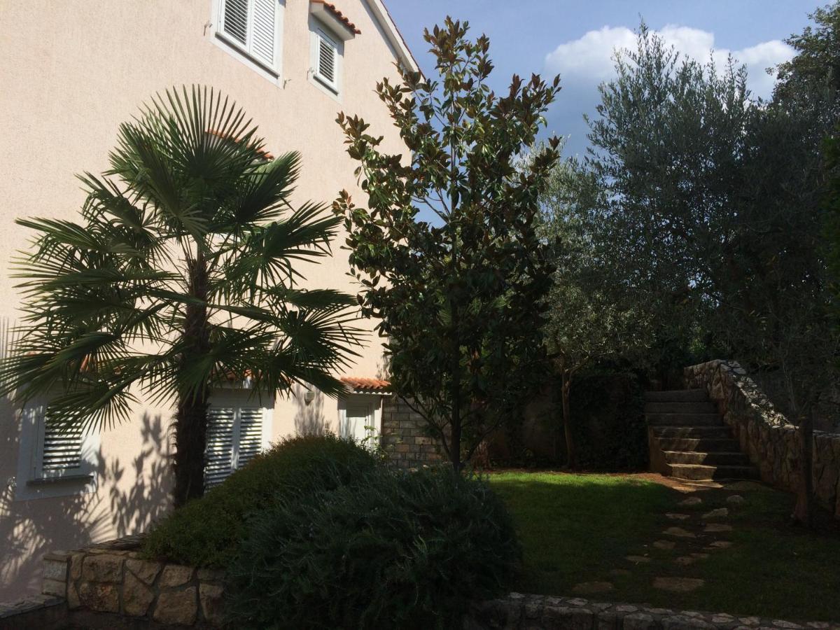Apartments Malinska - Apartment 4 Экстерьер фото